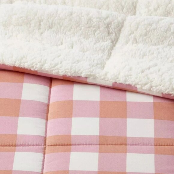 Room Essentials Faux Shearling Reversible Comforter Twin/XL Pink Plaid 66 x 94" - Picture 2 of 12